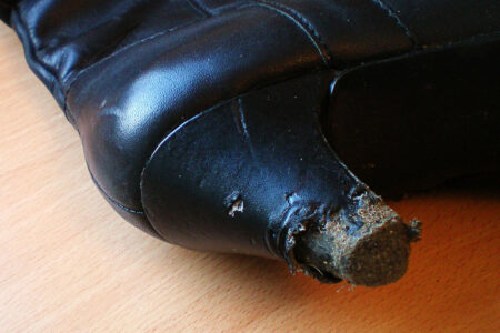 Støvlehæl repareret med glimmer