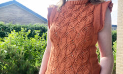 Orange strikket sommertop