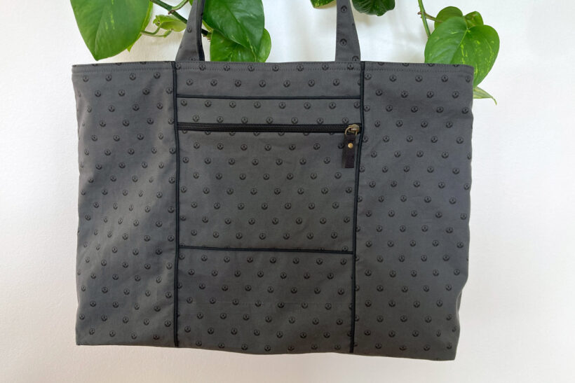 Grå mulepose med lynlås