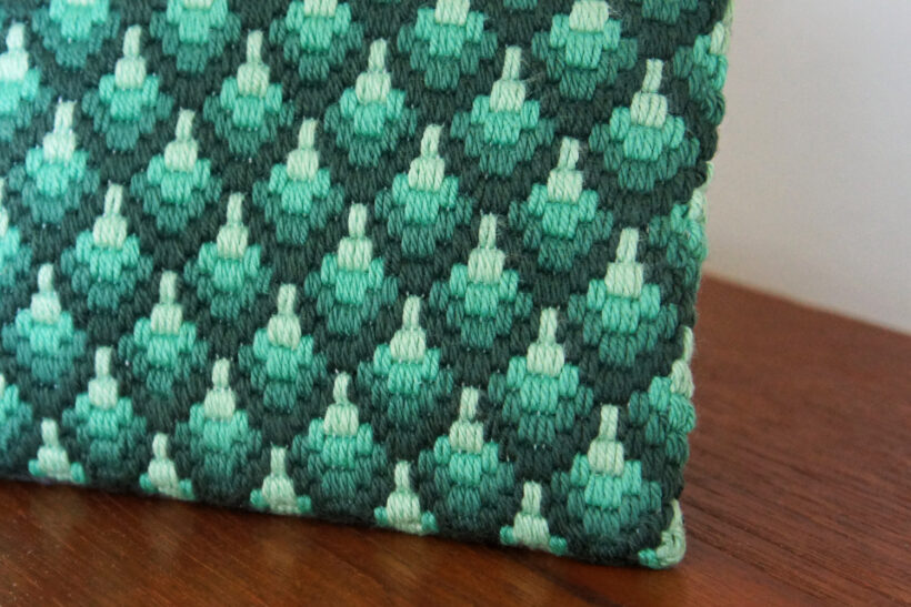 Grøn bargello broderi pung