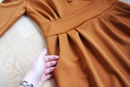 StyleDesignCreate: karrygul kjole