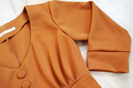 StyleDesignCreate: karrygul kjole