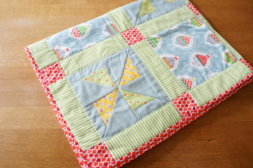 Patchwork babytæppe med luftballoner