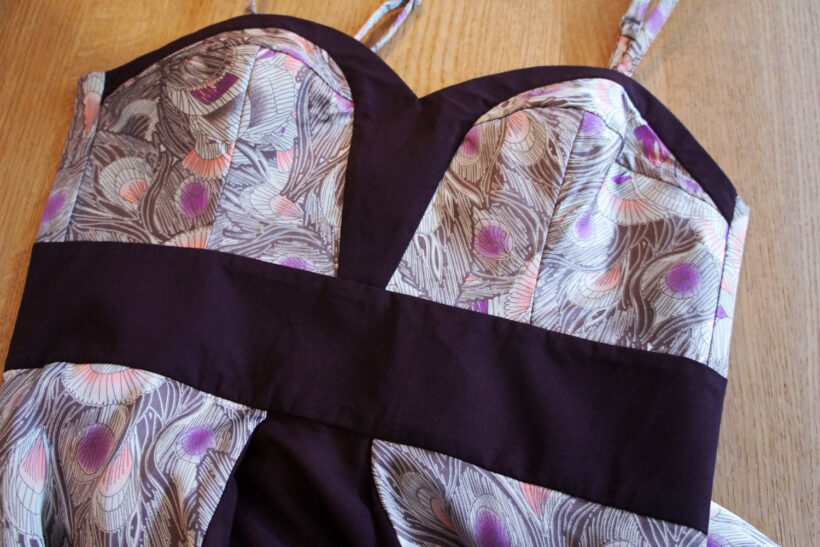 StyleDesignCreate: Lilla påfugl-kjole