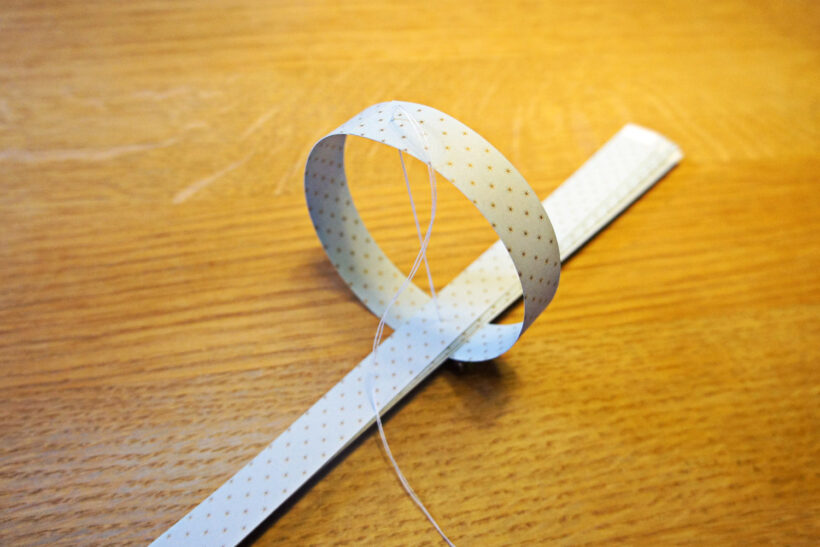 DIY julepynt: Julekugle af papirstrimler